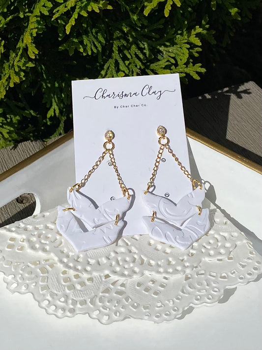 Elegant White Floral Chain Dangle Earrings